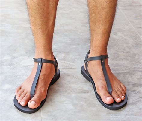 Men's Thong Sandals 